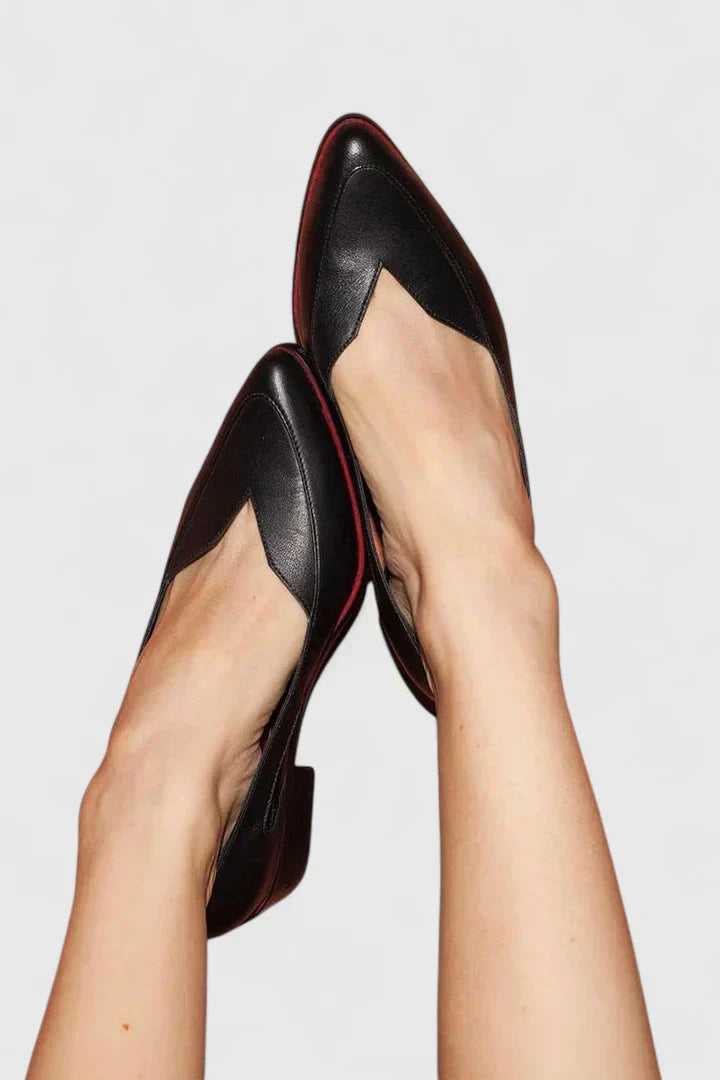 Black / 12