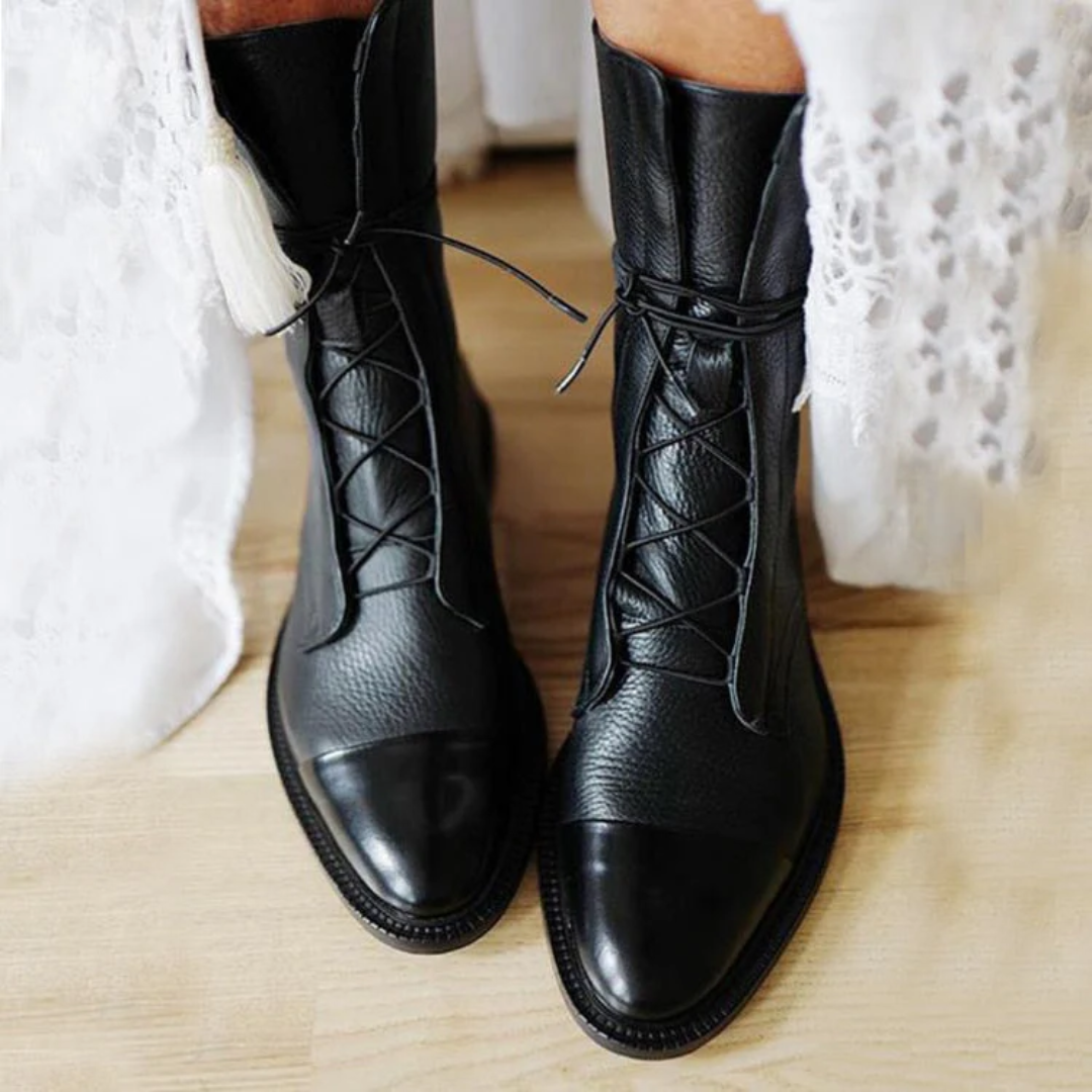 Black / 9
