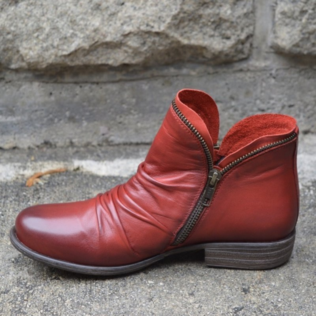 Red / 11